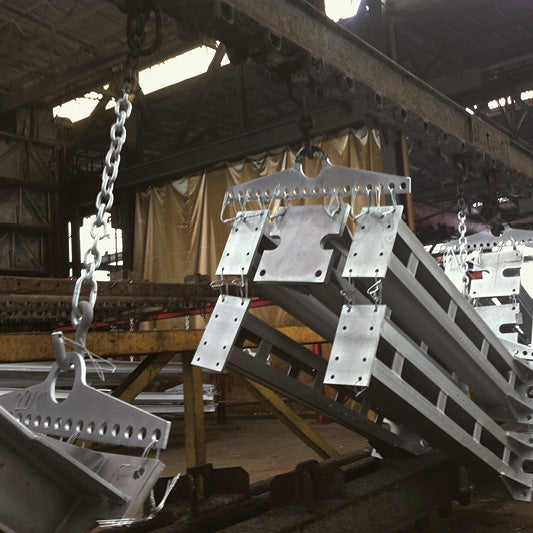 Pewag Winner Fire Chains for Hot Galvanizing Plants